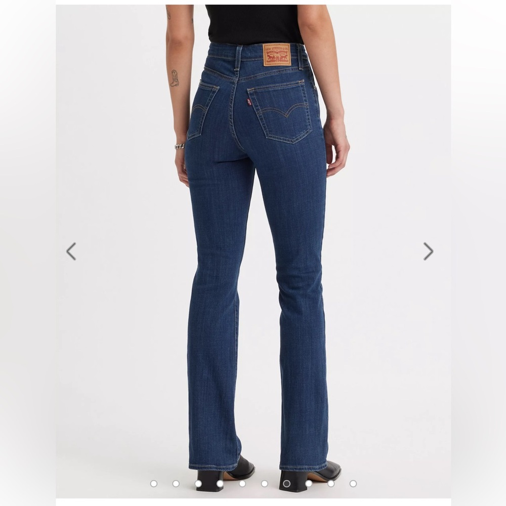 Levi's 725 High Rise Boot Cut Jeans